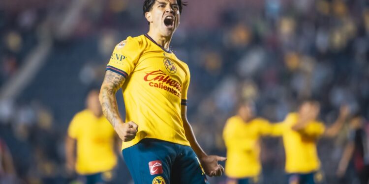 DÁVILA DEBUTA CON GOL EN EL AMÉRICA 1 DÁVILA DEBUTA CON GOL EN EL AMÉRICA