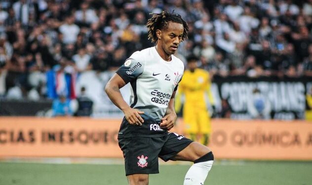 ANDRÉ CARRILLO LLEVA AL CORINTHIANS A SEMIFINALES DE LA SUDAMERICANA