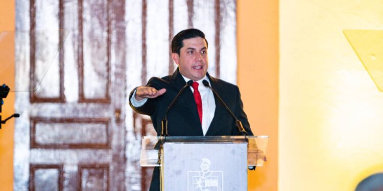 TOMA RAÚL CANTÚ PROTESTA PARA SEGUNDO TRIENIO