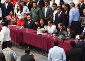 APRUEBAN MORENA Y ALIADOS REFORMA JUDICIAL; VA AL SENADO
