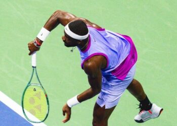 TIAFOE DERROTA A DIMITROV EN EL ABIERTO DE EE.UU.