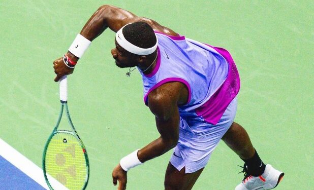 TIAFOE DERROTA A DIMITROV EN EL ABIERTO DE EE.UU.