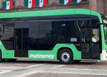 PRESENTA SAMUEL AUTOBUS ELÉCTRICO DEL TRANSMETRO
