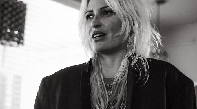 LINKIN PARK ANUNCIA NUEVA VOCALISTA Y TOUR MUNDIAL 1 LINKIN PARK ANUNCIA NUEVA VOCALISTA Y TOUR MUNDIAL