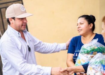 DEJAN LLUVIAS EN SALINAS DAÑOS POR 10 MDP; ENTREGA RAÚL CANTÚ APOYOS A FAMILIAS AFECTADAS