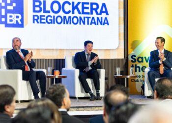 INAUGURA GOBERNADOR CUMBRE INMOBILIARIA
