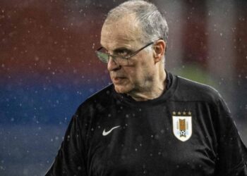 BIELSA CRITICA SU PROPIA DECISIÓN EN EL EMPATE CONTRA VENEZUELA
