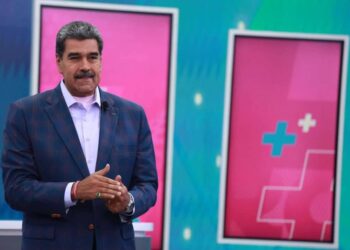 ADELANTAN NAVIDAD EN VENEZUELA POR DECRETO PRESIDENCIAL DE MADURO