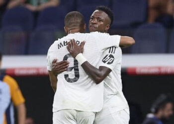 CARLO ANCELOTTI ELOGIA LA EVOLUCIÓN ALTRUISTA DE VINICIUS JUNIOR