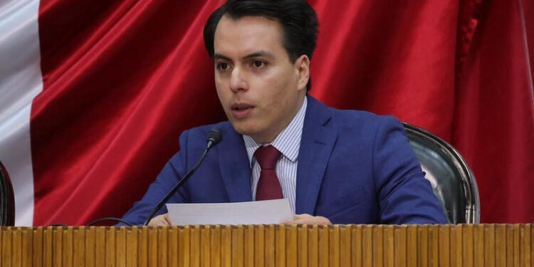 Y AHORA OFICIAL MAYOR RETRASA RENUNCIAS A LA MESA DIRECTIVA 1 Y AHORA OFICIAL MAYOR RETRASA RENUNCIAS A LA MESA DIRECTIVA