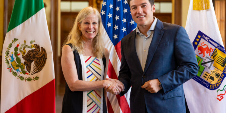 RECIBE SAMUEL A NUEVA CÓNSUL DE EU 1 RECIBE SAMUEL A NUEVA CÓNSUL DE EU