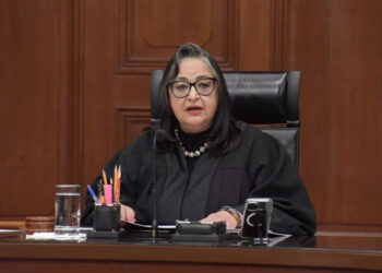 ‘DEMOLICIÓN DEL PODER JUDICIAL NO ES LA VÍA’.- PIÑA