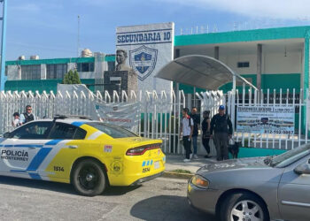 CAUSA MOVILIZACIÓN POLICIACA FALSA ALARMA EN SECUNDARIA 10