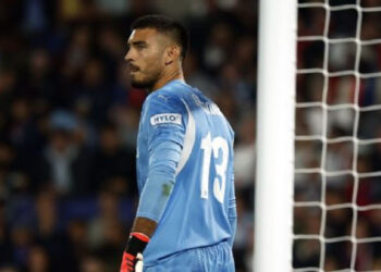 ERROR DE GAZZANIGA LE CUESTA AL PSG EN LA CHAMPIONS LEAGUE