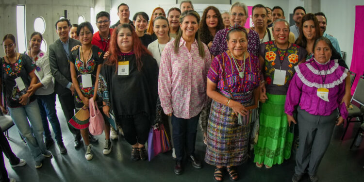 SE REÚNE RIGOBERTA MENCHÚ CON MARTHA HERRERA Y COMISIÓN PARA INCLUSIÓN Y NO DISCRIMINACIÓN 1 SE REÚNE RIGOBERTA MENCHÚ CON MARTHA HERRERA Y COMISIÓN PARA INCLUSIÓN Y NO DISCRIMINACIÓN
