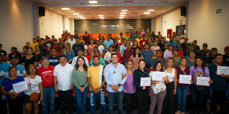 ENTREGA RAÚL CANTÚ ELECTRODOMÉSTICOS A FAMILIAS DAMNIFICADAS 1 ENTREGA RAÚL CANTÚ ELECTRODOMÉSTICOS A FAMILIAS DAMNIFICADAS