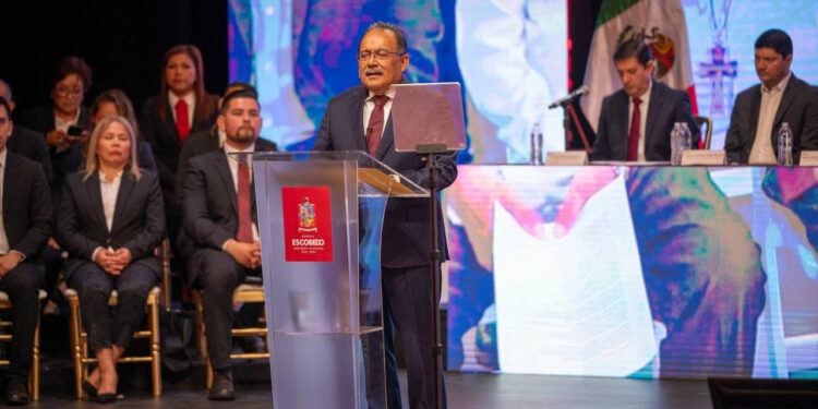 2X1; RINDE MIJES INFORME…Y TOMA PROTESTA 1 2X1; RINDE MIJES INFORME…Y TOMA PROTESTA