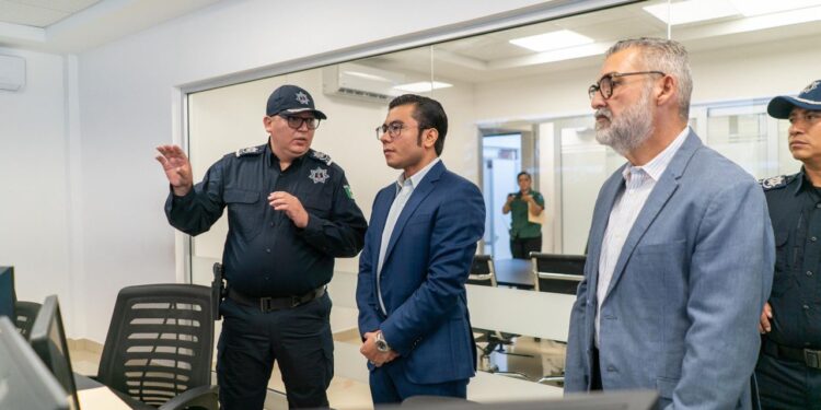 PRESENTA ARRATIA A NUEVO SECRETARIO DE SEGURIDAD 1 PRESENTA ARRATIA A NUEVO SECRETARIO DE SEGURIDAD