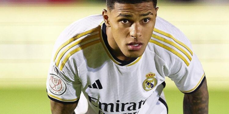 EXJUGADOR DEL REAL MADRID DESCUBRE QUE NO ES EL PADRE DE SU BEBÉ 1 EXJUGADOR DEL REAL MADRID DESCUBRE QUE NO ES EL PADRE DE SU BEBÉ