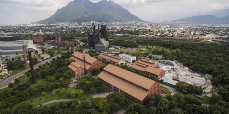 REABRE FUNDIDORA TRAS LLUVIAS