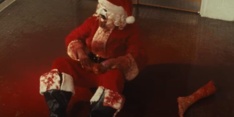 SALA ABANDONADA POR PELÍCULA SANGRIENTA