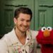 ANDREW GARFIELD HABLA SOBRE EL DUELO EN UNA ENTREVISTA CON ELMO 7 ANDREW GARFIELD HABLA SOBRE EL DUELO EN UNA ENTREVISTA CON ELMO