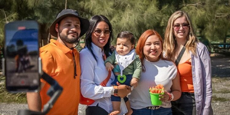 LLEVAN DE SAFARI A FAMILIAS DE SAN NICOLÁS REGIDORES DE MC Y ALE MORALES 1 LLEVAN DE SAFARI A FAMILIAS DE SAN NICOLÁS REGIDORES DE MC Y ALE MORALES