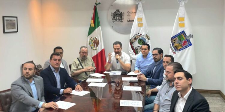 TIENEN ALCALDES PREVIA A REUNIÓN CON SAMUEL  1 TIENEN ALCALDES PREVIA A REUNIÓN CON SAMUEL