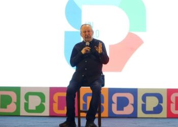 PROMETE MAURICIO REPARAR 700 BACHES EN 100 DÍAS