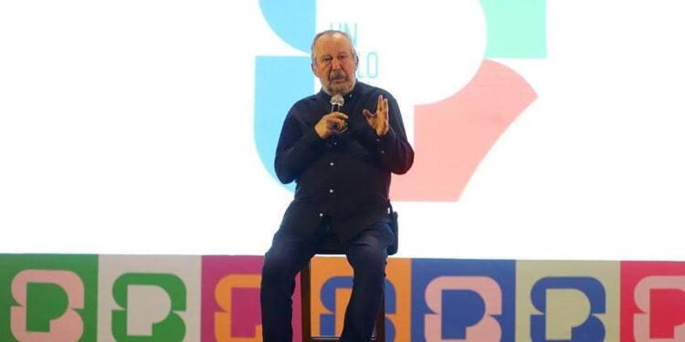 PROMETE MAURICIO REPARAR 700 BACHES EN 100 DÍAS 1 PROMETE MAURICIO REPARAR 700 BACHES EN 100 DÍAS