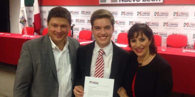 EXHIBEN FOTOGRAFÍAS A JESÚS ELIZONDO PRIÍSTA 1 EXHIBEN FOTOGRAFÍAS A JESÚS ELIZONDO PRIÍSTA