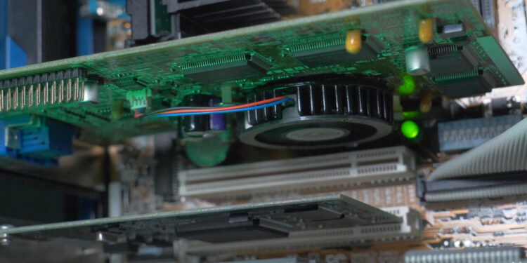 NVIDIA GEFORCE 256: LA GPU QUE CAMBIÓ EL JUEGO PARA SIEMPRE