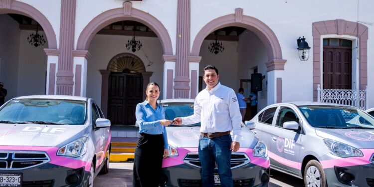 RENUEVA RAÚL CANTÚ VEHÍCULOS DE SERVICIO EN SALINAS VICTORIA