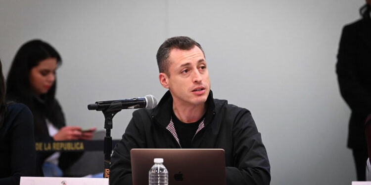 PIDE COLOSIO LICENCIA INDEFINIDA AL SENADO