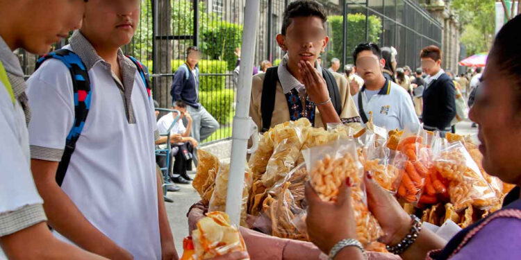 ASEGURA GOBIERNO FEDERAL QUE PROHIBIRÁ -AHORA SÍ- COMIDA CHATARRA EN ESCUELAS