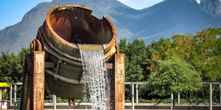 REACTIVA FUNDIDORA PASEOS POR CANAL SANTA LUCÍA 1 REACTIVA FUNDIDORA PASEOS POR CANAL SANTA LUCÍA