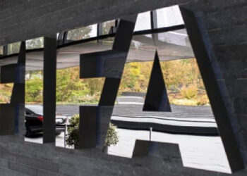 FUTBOLISTAS PIDEN A LA FIFA ROMPER VÍNCULOS CON ARAMCO