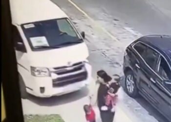 CAMIONETA SIN CONDUCTOR CAUSA PÁNICO EN SAN PEDRO