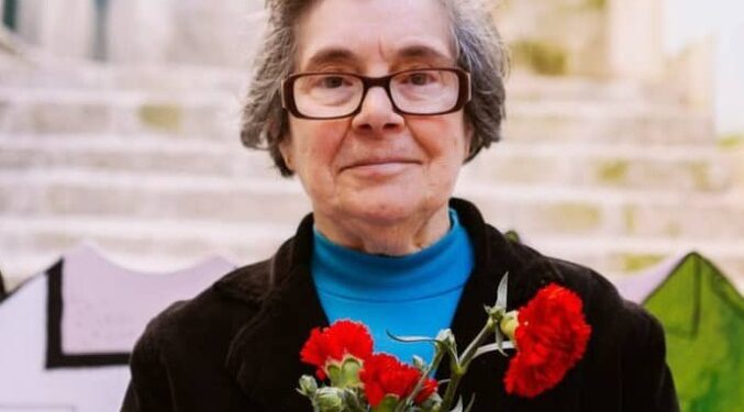 FALLECE CELESTE CAEIROSÍMBOLO DE LA REVOLUCIÓN DE LOS CLAVELES EN PORTUGAL 1 FALLECE CELESTE CAEIROSÍMBOLO DE LA REVOLUCIÓN DE LOS CLAVELES EN PORTUGAL