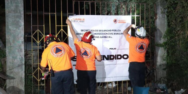 PONE ARRATIA ORDEN: CLAUSURA JUÁREZ TIRADERO CLANDESTINO TRAS AÑOS DE CONTAMINACIÓN E IMPUNIDAD; HAY 9 DETENIDOS.