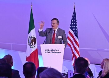 EL SECRETEARIO DE ECONOMÍA FEDERAL MARCELO EBRAD SE REUNIRÁ CON ELON MUSK PARA PREGUNTAR POR EL FUTURO DE LA GIGAFACTORY DE TESLA EN NUEVO LEÓN, TRAS LA VICTORIA ELECTORAL DE DONALD TRUMP