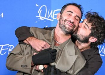 CONFUNDEN AL VOCALISTA DE REIK CON PRESUNTA PAREJA DE NOAH CENTINEO