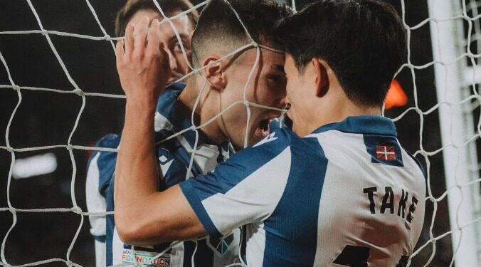 REAL SOCIEDAD DERROTA AL AJAX Y ROMPE SU INVICTO