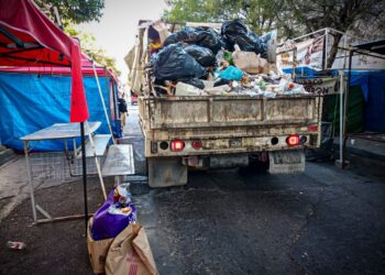 DEJAN DESFILE NAVIDEÑO Y PEREGRINACIONES MÁS DE 30 TONELADAS DE BASURA EL FIN DE SEMANA