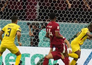 ECUADOR VENCE A COLOMBIA Y ASCIENDE EN LAS ELIMINATORIAS