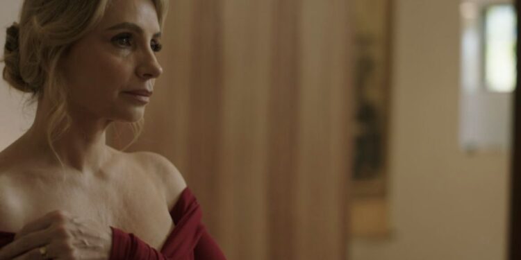 REGRESA MIRADA DE MUJER CON REMAKE PROTAGONIZADO POR ANGÉLICA RIVERA 1 REGRESA MIRADA DE MUJER CON REMAKE PROTAGONIZADO POR ANGÉLICA RIVERA