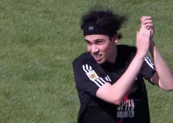 SPREEN DEBUTA COMO FUTBOLISTA EN RIESTRA