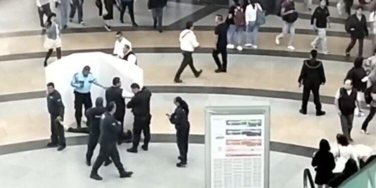 MUERE HOMBRE QUE CAYÓ DESDE EL SEGUNDO PISO EN FORUM BUENAVISTA 1 MUERE HOMBRE QUE CAYÓ DESDE EL SEGUNDO PISO EN FORUM BUENAVISTA