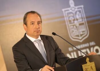 PAGA ESTADO A MAESTROS CASI MIL 900 MILLONES DE PESOS EN BONOS Y SUELDOS