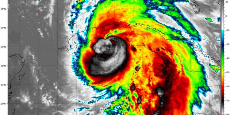 HURACÁN “RAFAEL” AVANZA POR EL GOLFO DE MÉXICO; MONITOREA NUEVO LEÓN TRAYECTORIA DEL FENÓMENO QUE “SERPENTEARÁ” EL FIN DE SEMANA 1 HURACÁN “RAFAEL” AVANZA POR EL GOLFO DE MÉXICO; MONITOREA NUEVO LEÓN TRAYECTORIA DEL FENÓMENO QUE “SERPENTEARÁ” EL FIN DE SEMANA